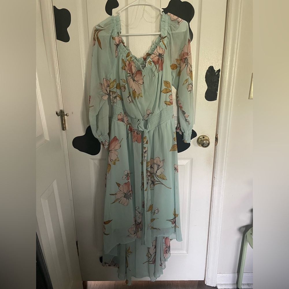 Flowy dress
